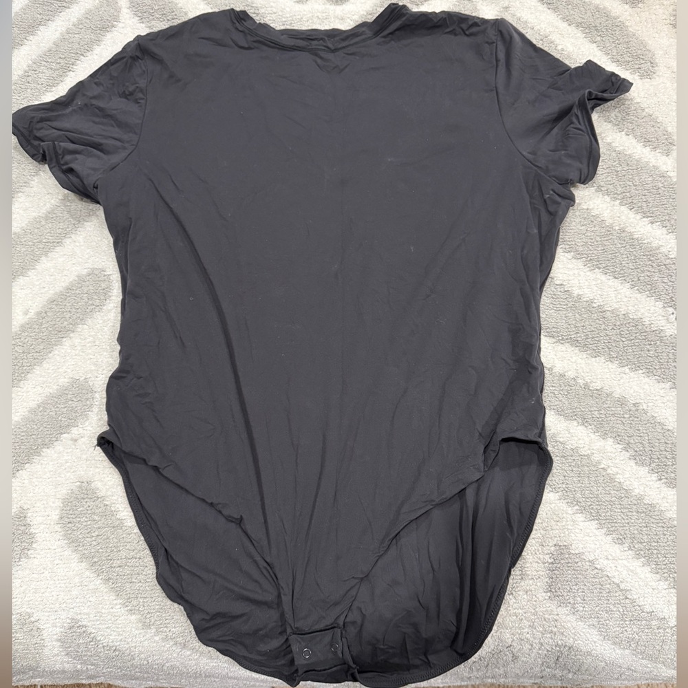 **SOLD!** Skims Fits Everybody T shirt Bodysuit Onyx Black